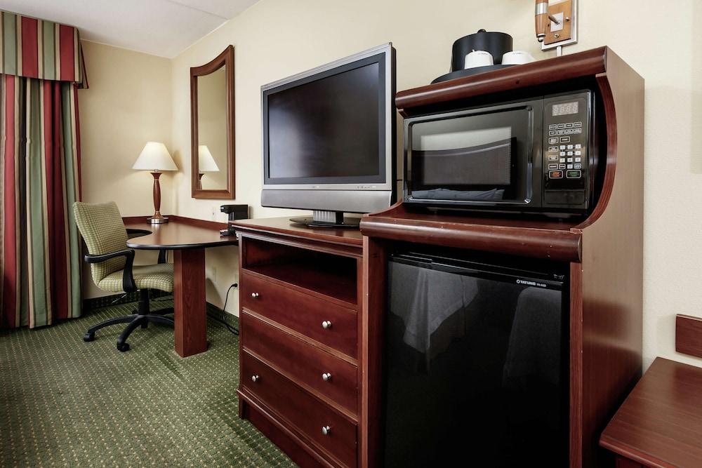 Hampton Inn & Suites Navarre Zewnętrze zdjęcie
