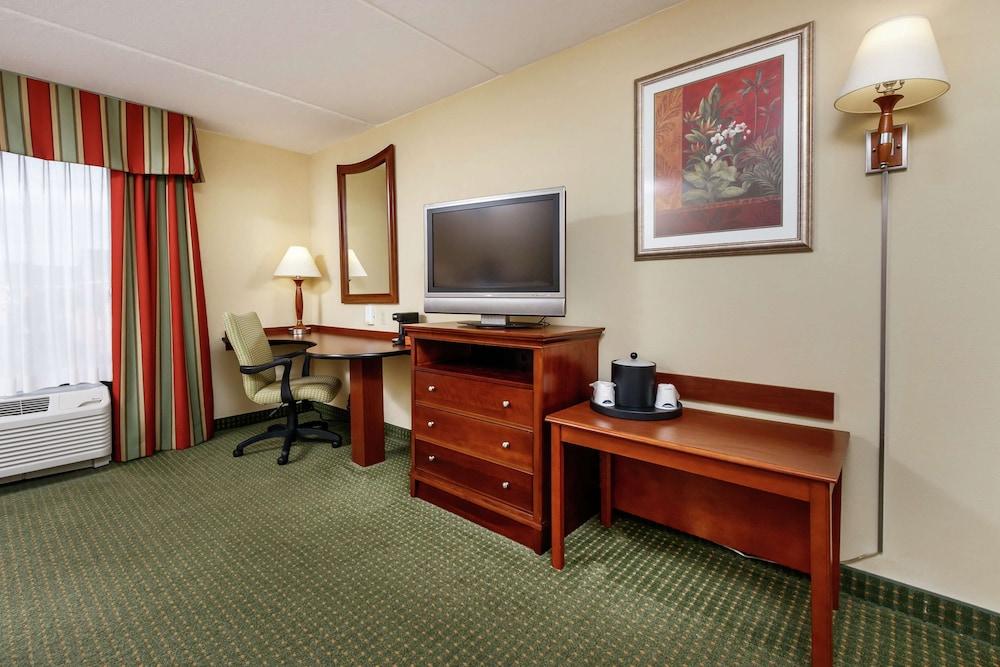 Hampton Inn & Suites Navarre Zewnętrze zdjęcie