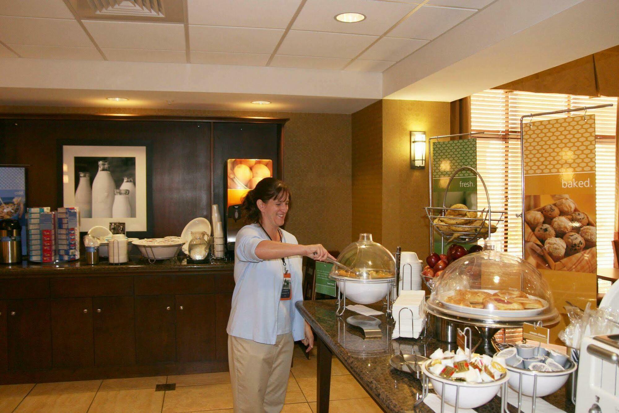 Hampton Inn & Suites Navarre Restauracja zdjęcie